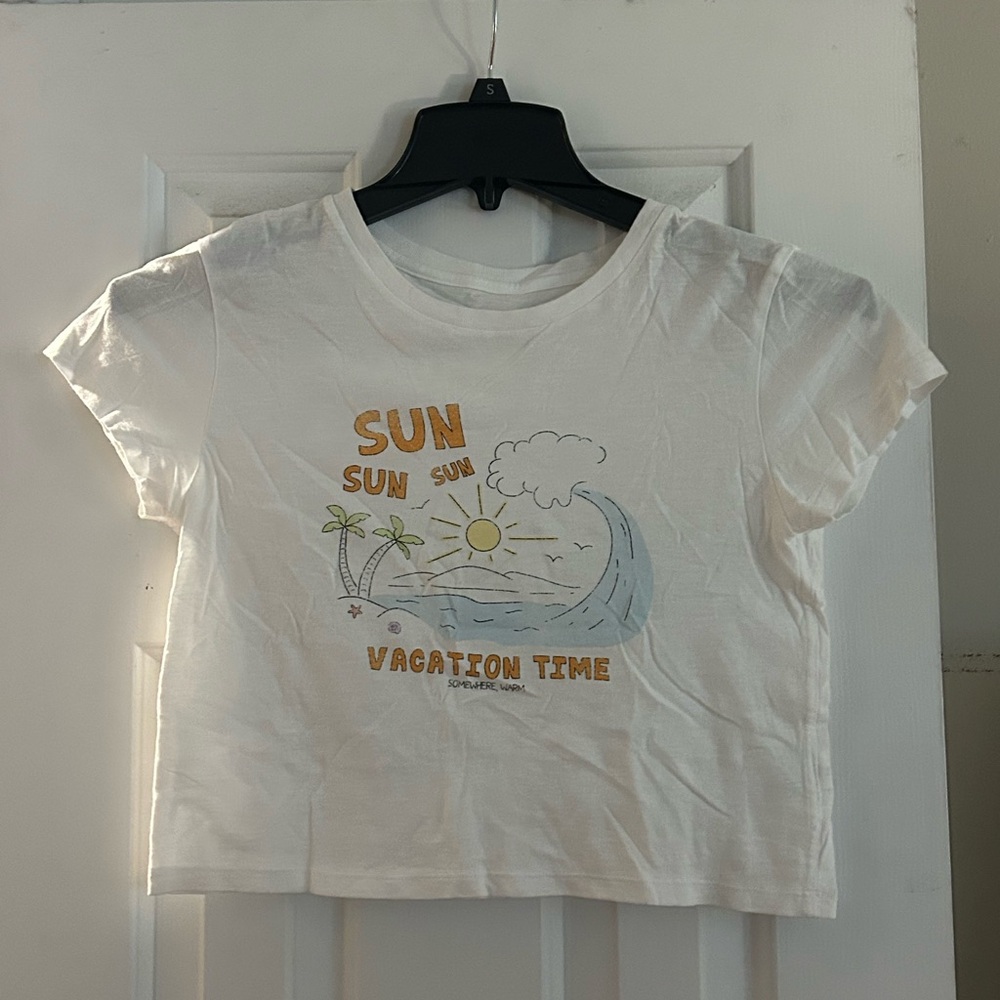 Aerie White Crop Top with Sun and Wave Design